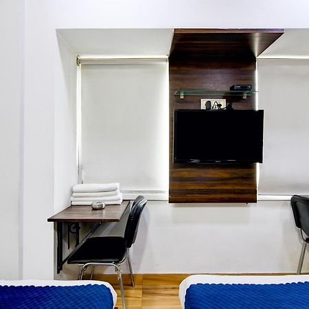 Hotel Q Inn Calcutta Extérieur photo