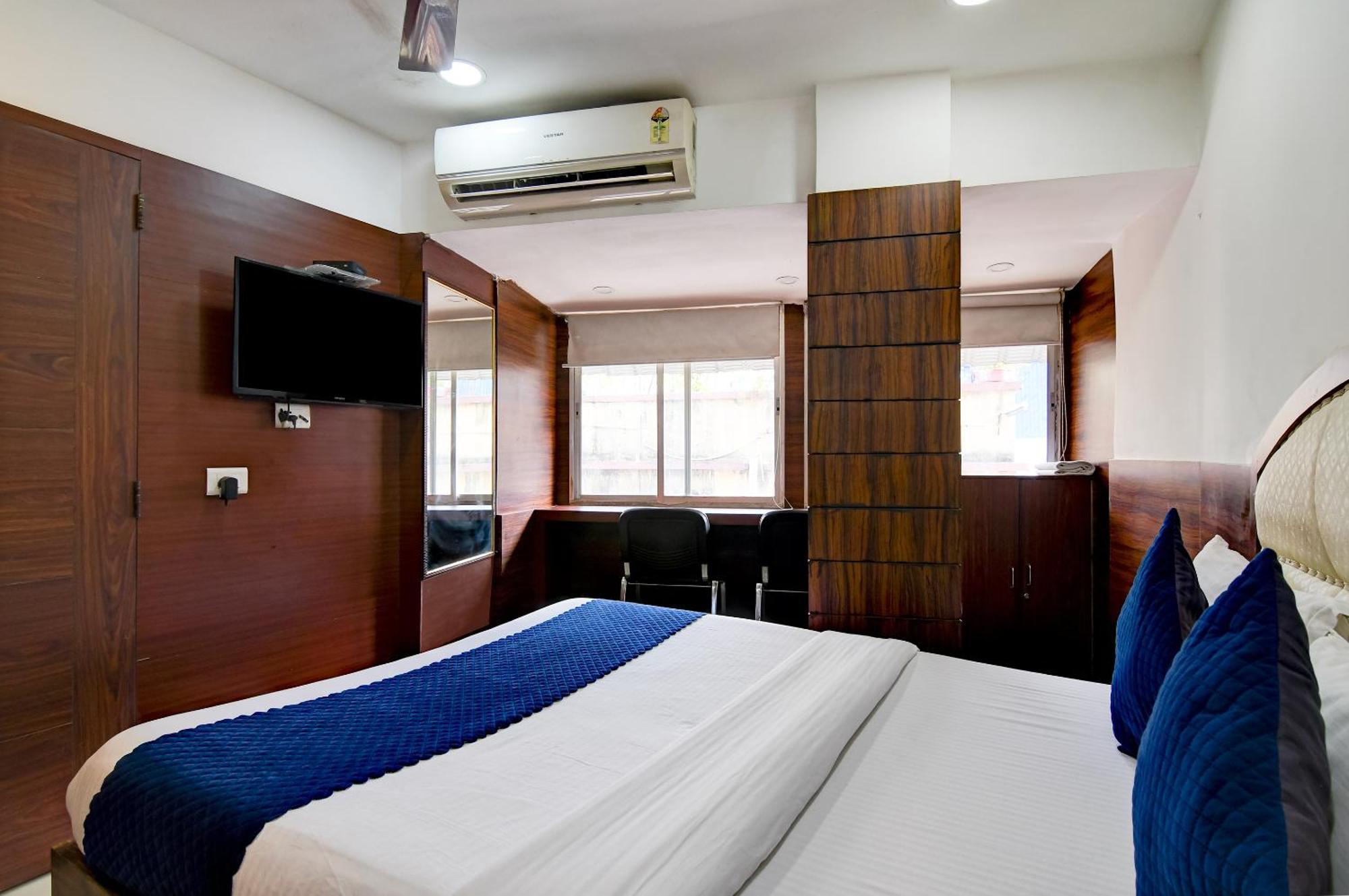 Hotel Q Inn Calcutta Extérieur photo