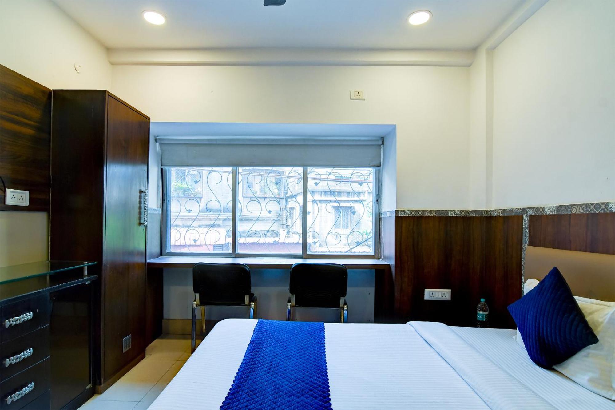 Hotel Q Inn Calcutta Extérieur photo
