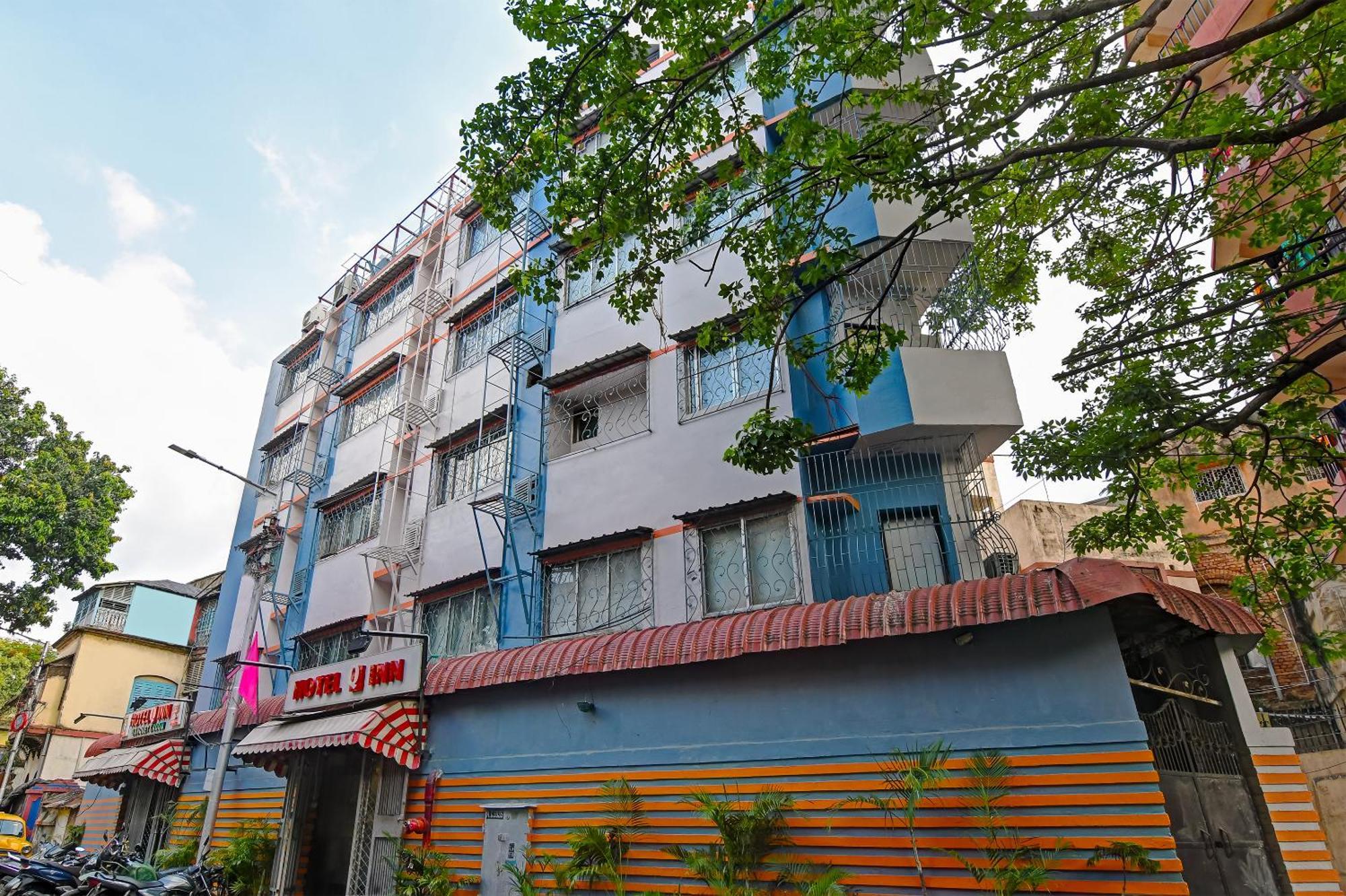 Hotel Q Inn Calcutta Extérieur photo
